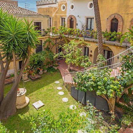 タオルミーナCasa Florioアパートメント エクステリア 写真