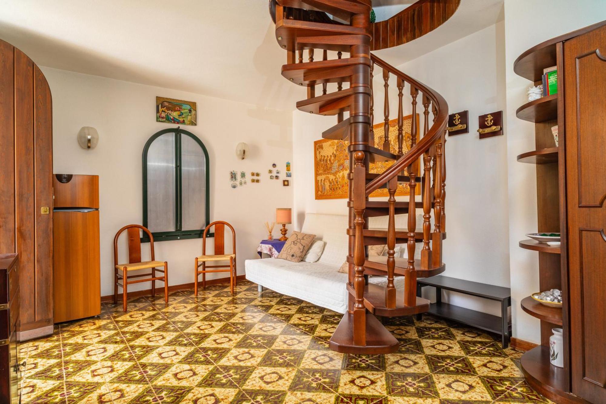タオルミーナCasa Florioアパートメント エクステリア 写真